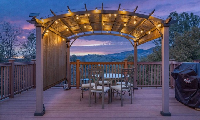 Coarsegold Casa | Sunset Lookout Mountain villa, Meadows, Gazebo