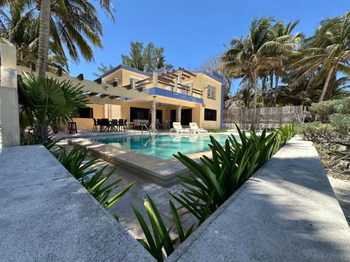 Chicxulub Puerto Casa | Sunset Mompracem in Chicxulub, Yucatan