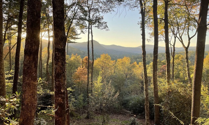 Sapphire Casa | Sunset Mountain Views From Back Deck & Sapphire Resort Amenities 1-Level 3BR/2BA