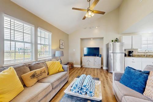 Terramar Beach Casa | Sunset Palms