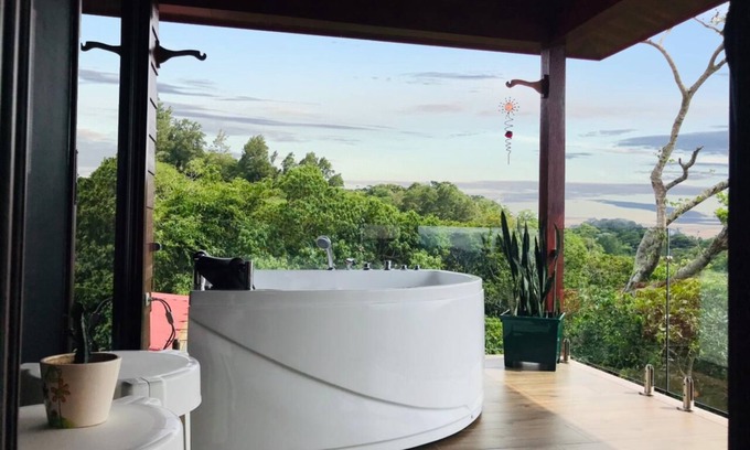 Sierra Casa | Sunset Paradise House Monteverde: Private Hot Tub with Gulf View