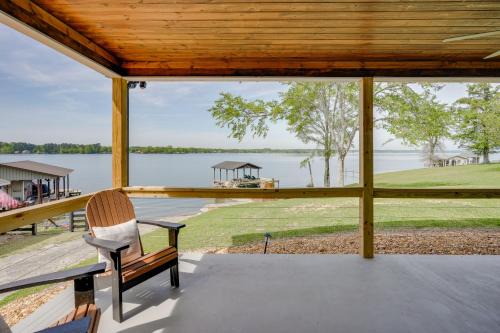 Centre Casa | Sunset Paradise on Weiss Lake with Private Dock!