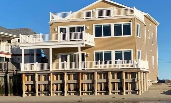 Green Creek Casa | WATERFRONT HOME IN PIERCES POINT (3BR/2BA) NEAR CAPE MAY AND WILDWOOD!