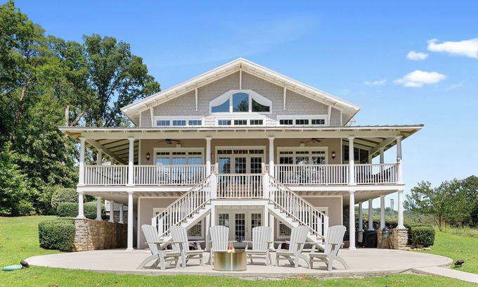 Spring City Casa | Sunset Point | Stunning Watts Bar Lake!