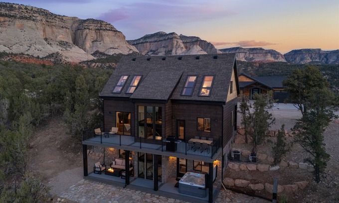 Orderville Cabina | Sunset Pointe| Modern Comfort| Epic Views| Zion