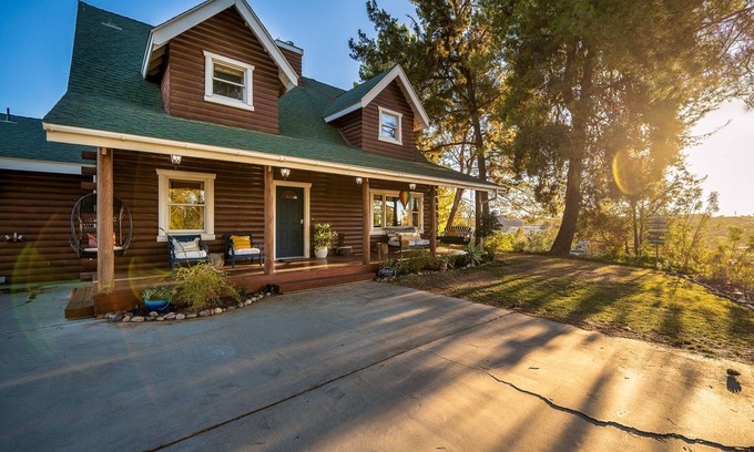 Temecula Cabina | Sunset Ranch - Cozy cabin in Temecula wine country