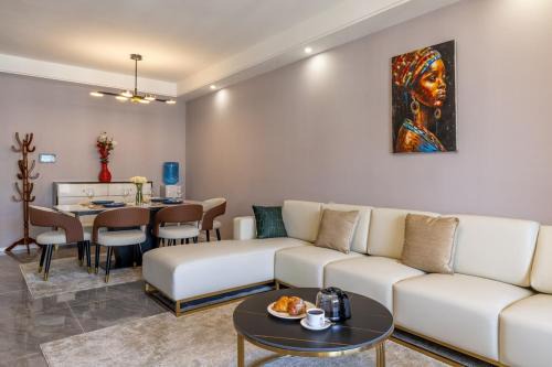 Kilimani Apartamento | Sunset Skyline Alba by YourHost1 bedroom Nairobi