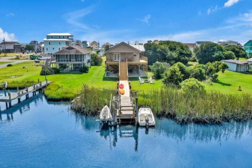 North Topsail Beach Casa | Sunset Sound Cottage