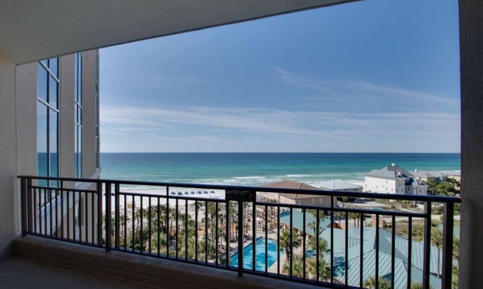 Gulf Pines Condominio | "Sunset Splendor: Newly Redecorated 2BR/2BA West-Facing Condo at Westwinds" at Sandestin Golf and Beach Resort!