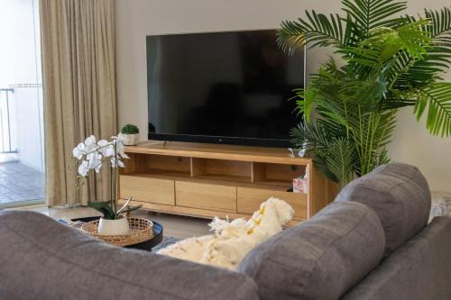 Cullen Bay Apartamento | Sunset Stunner Marina Views
