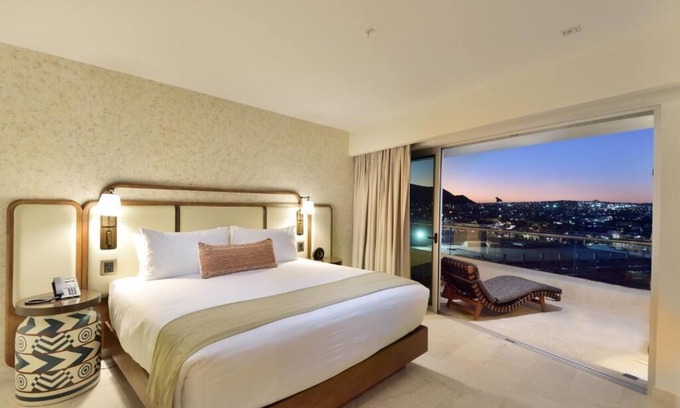 El Médano Ejidal Complejo | Sunset Suite - 2 BR City View Suite