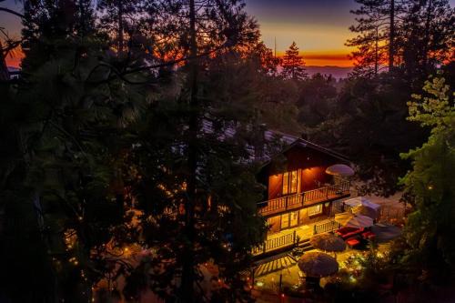 Oakhurst Villa | Sunset Summit Villa 2 min from Bass Lake
