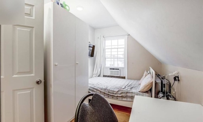 Welland Casa | Sunset Top Bedroom 10