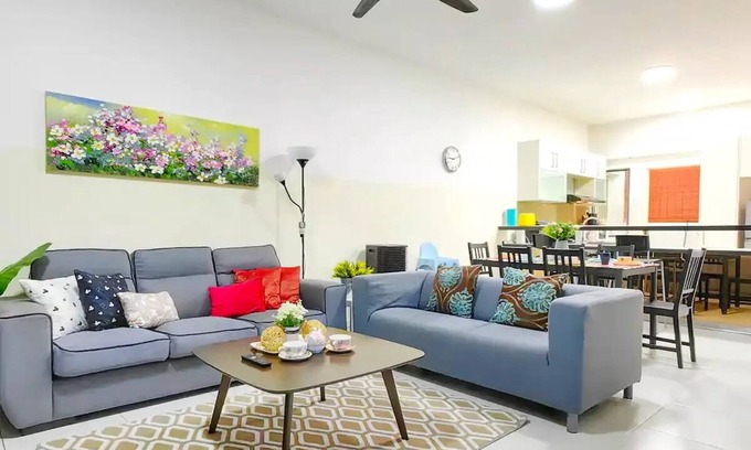 Puchong Apartamento | Sunset view Apt perfect for Biz/Family @ SetiaWalk