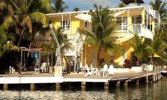 Marathon Villa | Sunset Villas - Alojamiento asequible frente al mar abierto con Dockage y rampa
