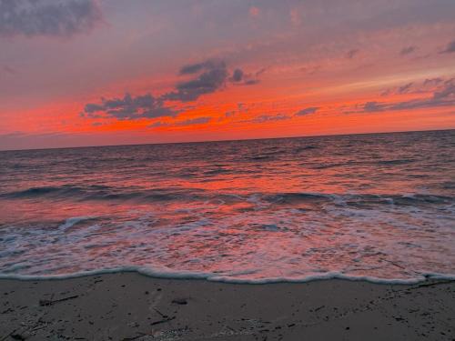 Villas Casa | Sunset Villas Cape May - Steps to Bay and Sunset