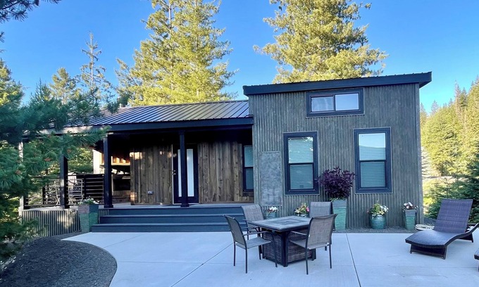 Harrison Cabina | Sunsets! Trails! Nature! Meadows! Creeks! Explore 47 Acres!