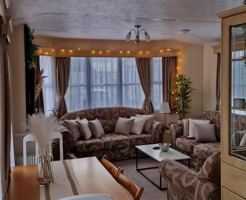 Clacton-on-Sea Otro | Sunshine Atlas Glamping Retreat