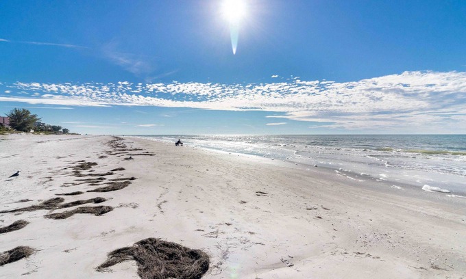 Indian Rocks Beach Cabaña | Sunshine Cozy Cottages