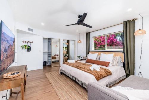 Crown Heights Casa | Sunshine, Paradise Escape! Private Pool, Sleeps 12