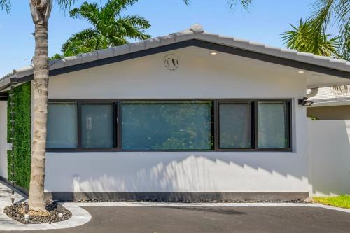 North Corals Casa | Sunshine Serenity