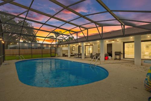 Brandon Casa | Sunshine State Retreat Luxury Pool Home