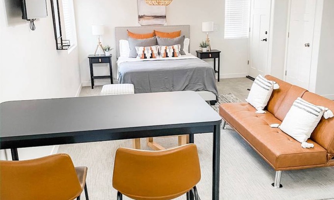 American Fork Casa | Sunshine Travelers Minimalist Getaway Suite in American Fork