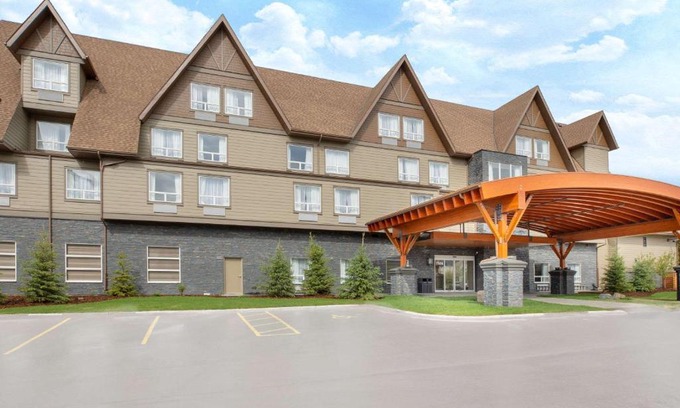 Canmore Hotel | Super 8 by Wyndham Canmore