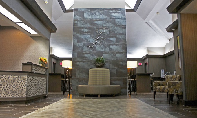 Akron Hotel | Super 8 by Wyndham Copley Akron