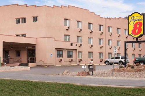 Durango Hotel | Super 8 by Wyndham Durango