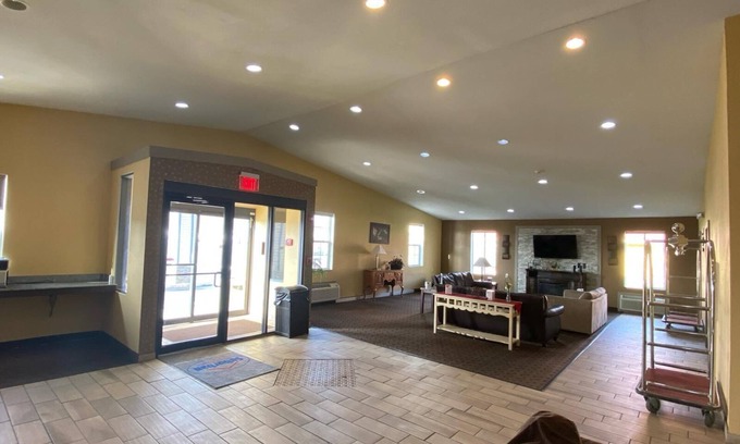 Fort Wayne Hotel | Super 8 by Wyndham Fort Wayne
