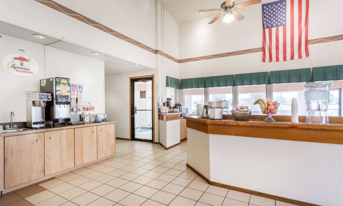 Fruita Hotel | Super 8 by Wyndham Fruita