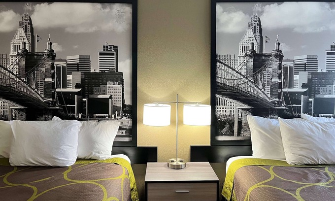 Harrison Hotel | Super 8 by Wyndham Harrison OH
