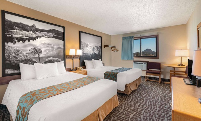 Hill City Hotel | Super 8 by Wyndham Hill City/Mt Rushmore/ Area