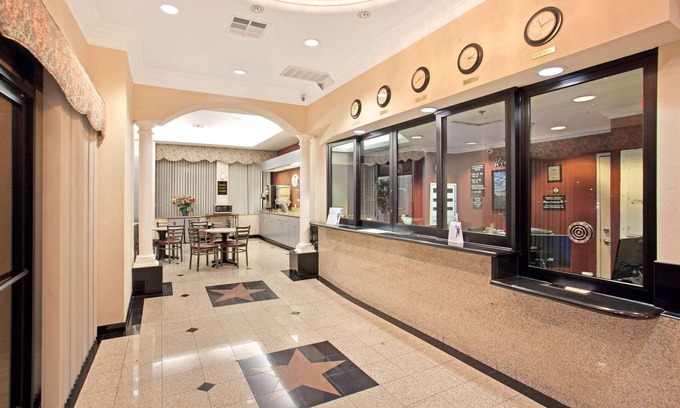 Little Armenia Hotel | Super 8 by Wyndham Hollywood/LA Area