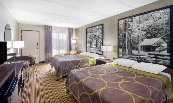 Powell Hotel | Super 8 by Wyndham Knoxville North/Powell