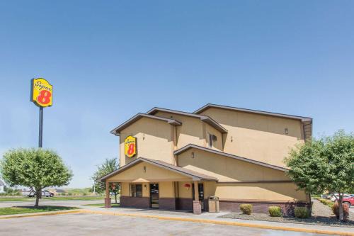 Nampa Hotel | Super 8 by Wyndham Nampa