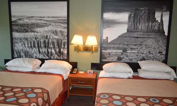 St. George Hotel | Super 8 by Wyndham St. George UT
