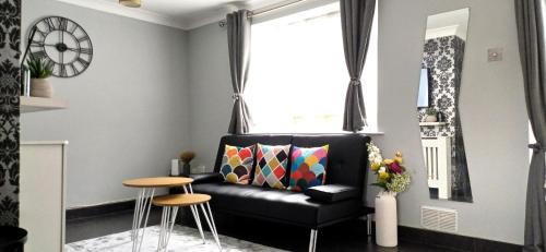 Luton Casa | Super Central Location-Station-Airport-Parking
