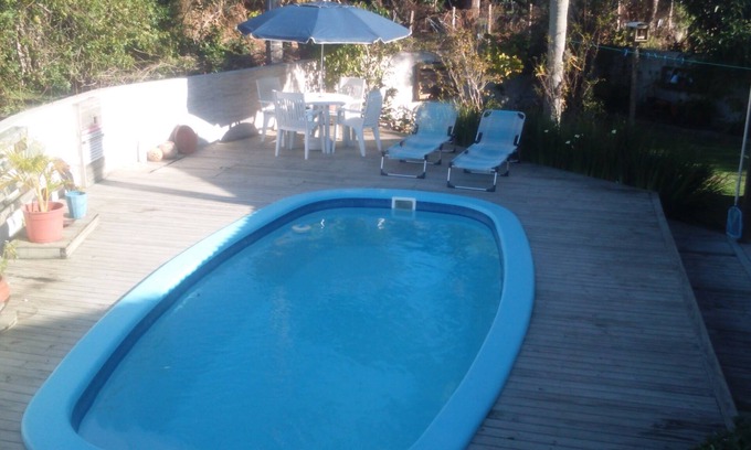 Daniela Casa | super cómodo casa, piscina, barbacoa, escisiones, televisión por cable, internet.
