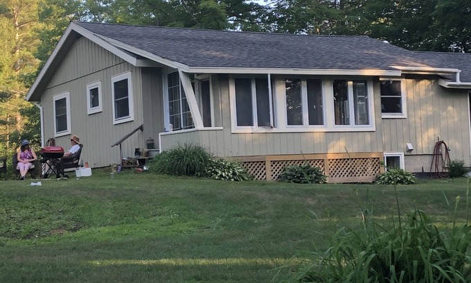 Eastern Vermont Casa | Super convenient and comfy home near Stowe, shopping and trails