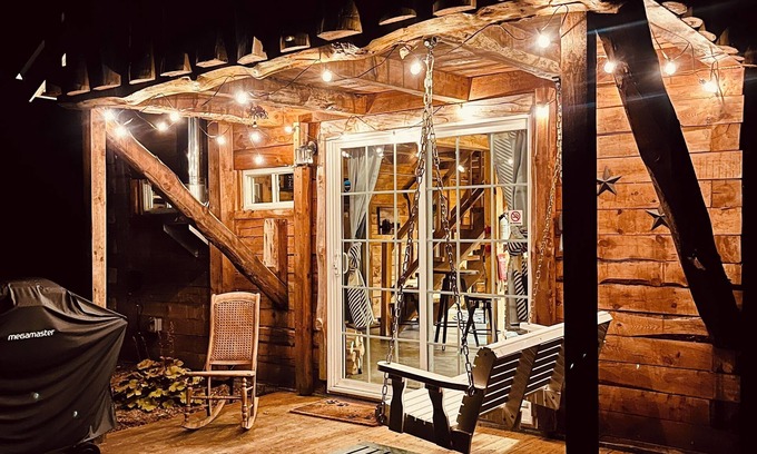 Long Lake Cabina | Adorable Adirondack Cabin - PRIME Location - Close to it All!