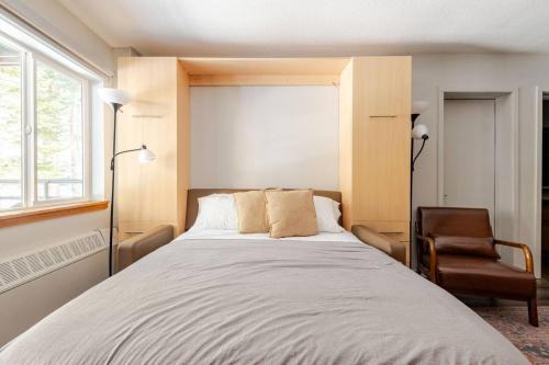 Kirkwood Casa | Super-Efficient Studio with Full Kitchen Balcony & Smart Sleeping Options