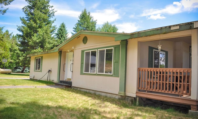 St. Maries Casa | Super Family-Friendly Home in St. Maries, Idaho - Idaho Deer Haven