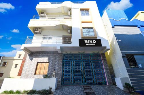 Puri Hotel | Super Hotel O Sarvodaya Nagar Near Railway Station