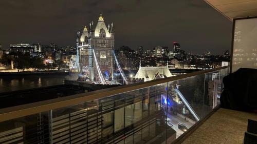 Riverside Apartamento | Super Large Nice Direct Views Tower Bridge
