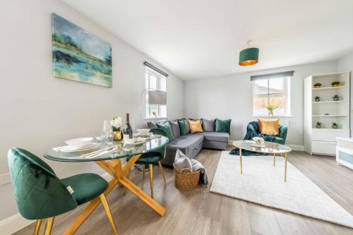 Maidenhead Apartamento | Super Luxe Central Maidenhead Apartment