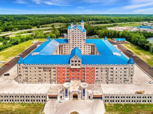 Grandville Apartamento | Super Marios Manor at The Grand Castle