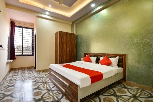 Mansarovar Hotel | Super OYO 70183 Sai Kripa Lodging