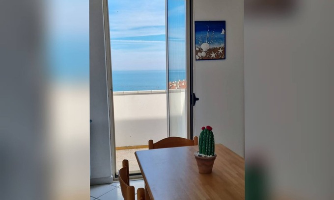 Porto Recanati Apartamento | Super panoramic "Blu Mare" penthouse, facing the sea, walking distance to downtown!